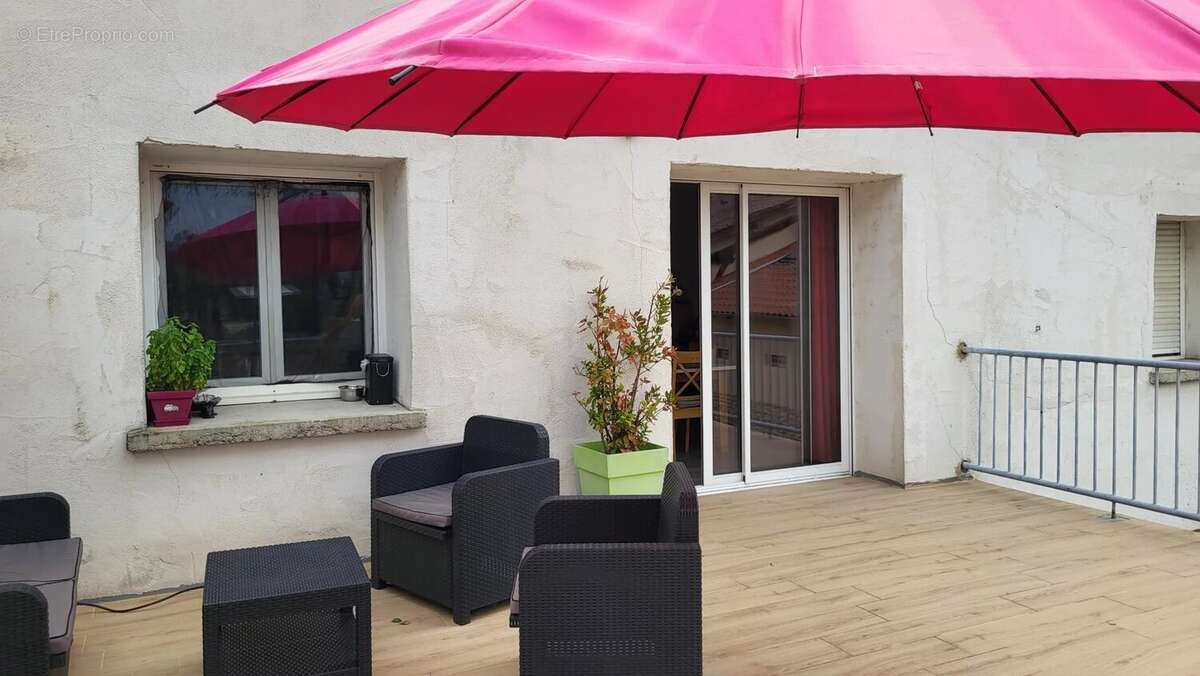 Appartement 128 m² à Belleville  - photo 9