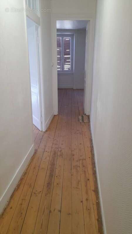 Appartement à MONTMERLE-SUR-SAONE