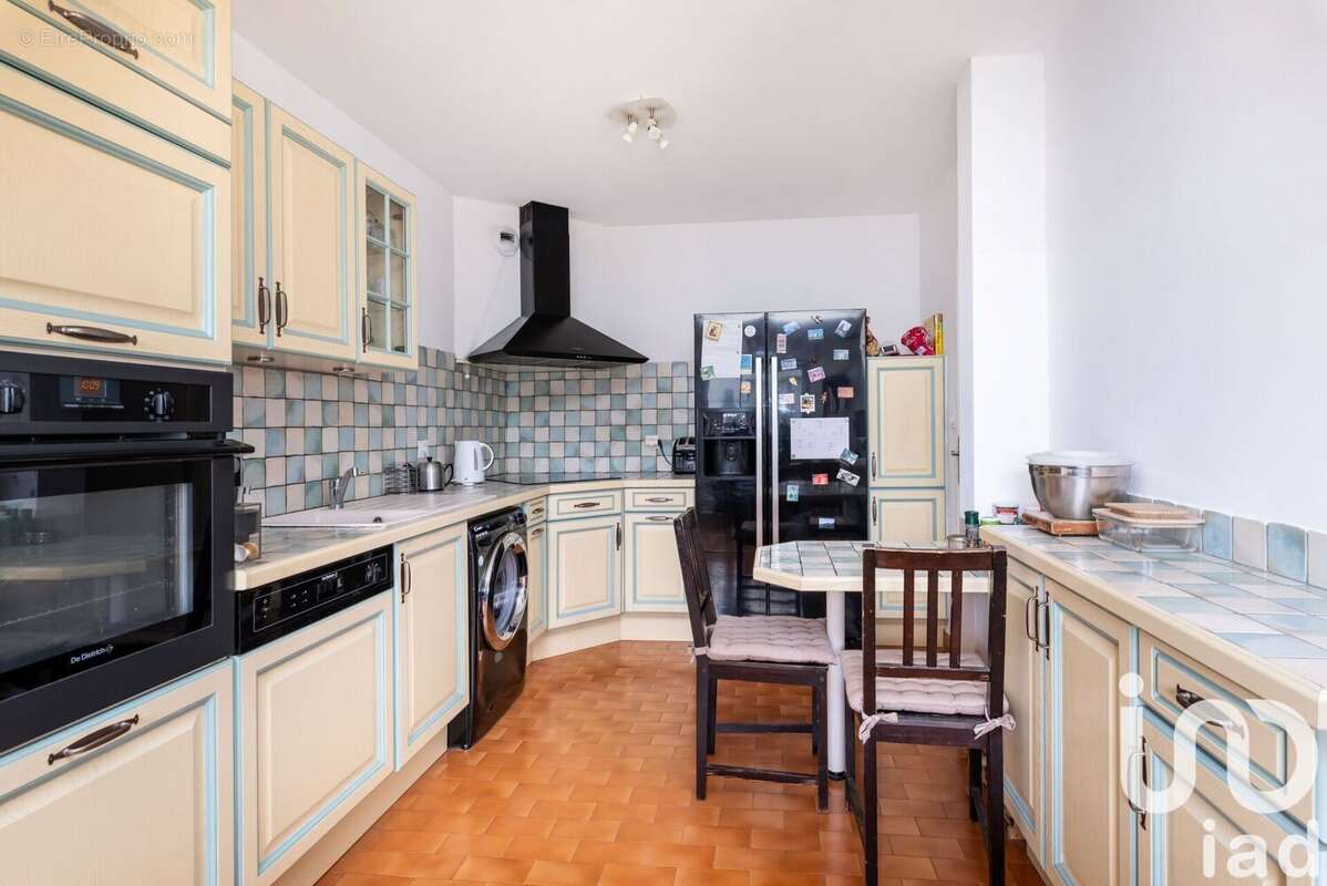 Photo 3 - Appartement à VILLEURBANNE