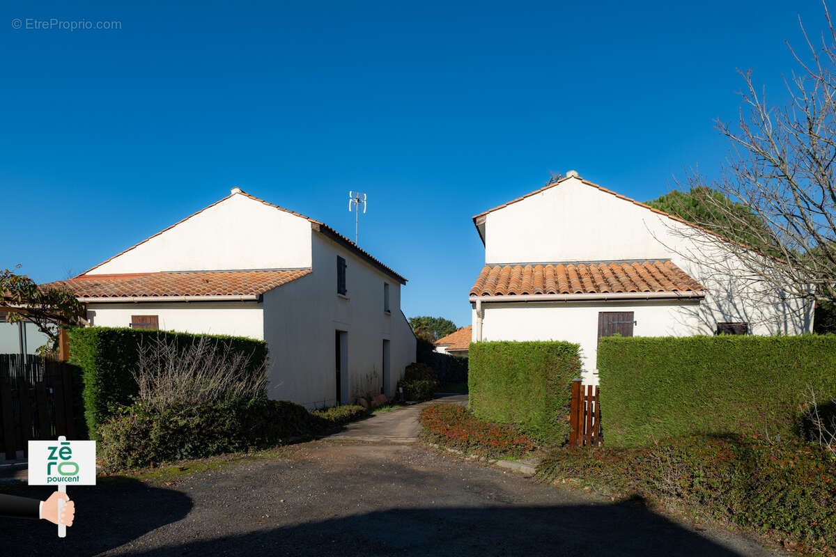 Maison à SAINT-VINCENT-SUR-JARD