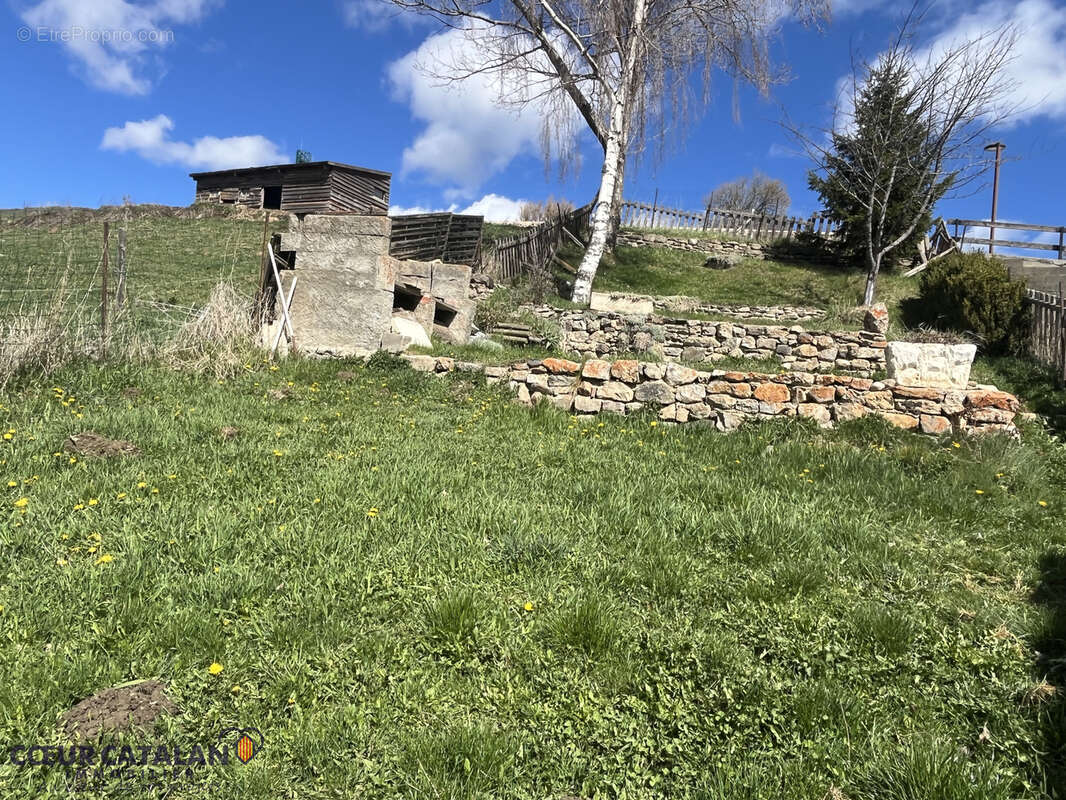 Maison à MATEMALE
