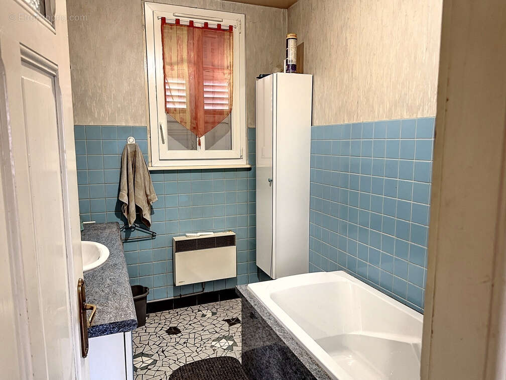 Maison à CHAMPAGNEY