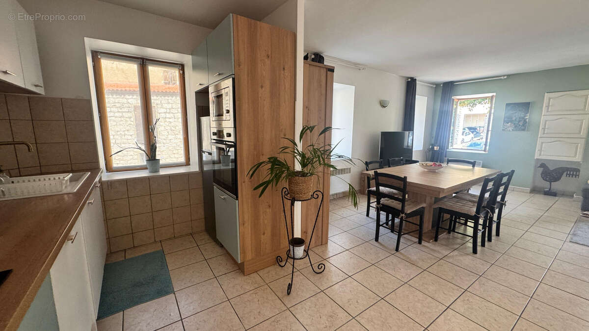 Appartement à OLMETO