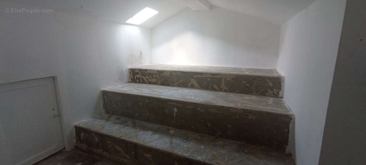 Appartement à GANGES