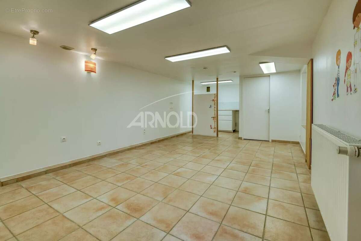 Nantes Perverie - Impasse privée - Belle maison familiale années 30 -7 chambres + locatif ou bureaux - photo 17