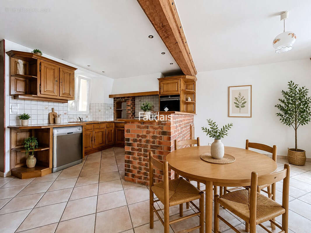 Maison 150 m² à Tourville-Sur-Sienne  - photo 3