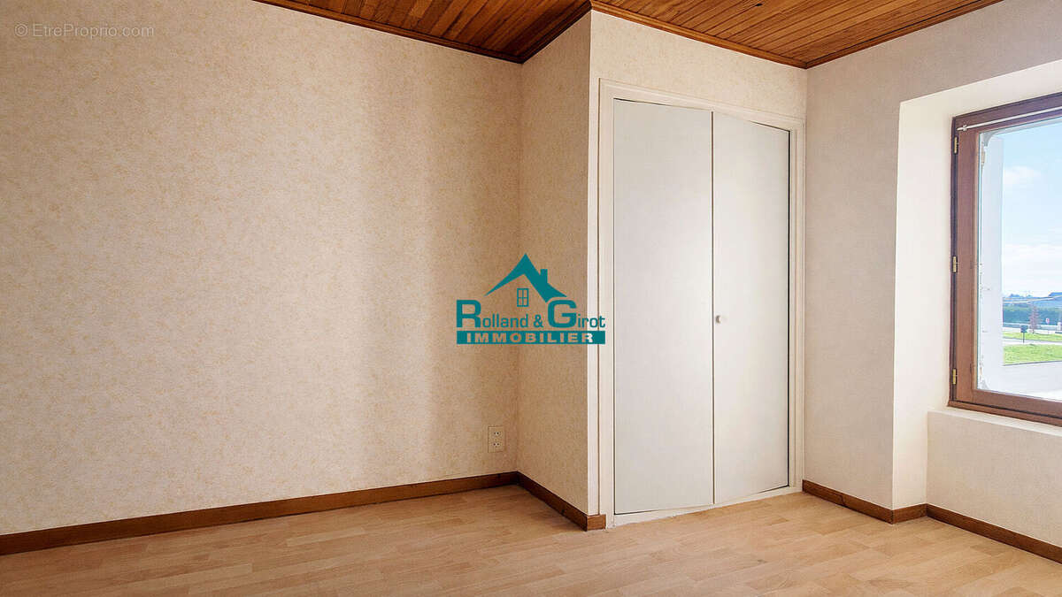 Maison à LA BOUEXIERE