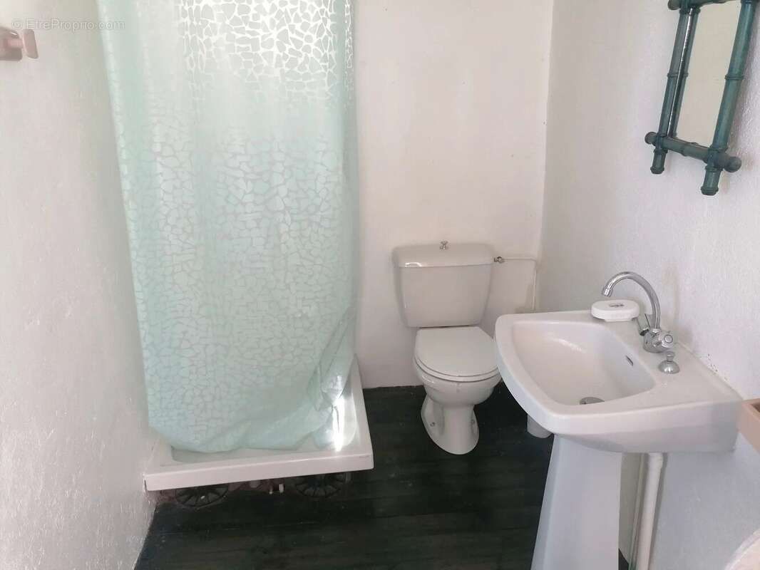 Maison à AUZAT-LA-COMBELLE