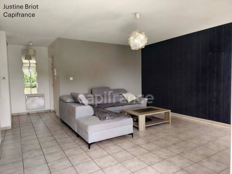 Appartement à COULANGES-LES-NEVERS