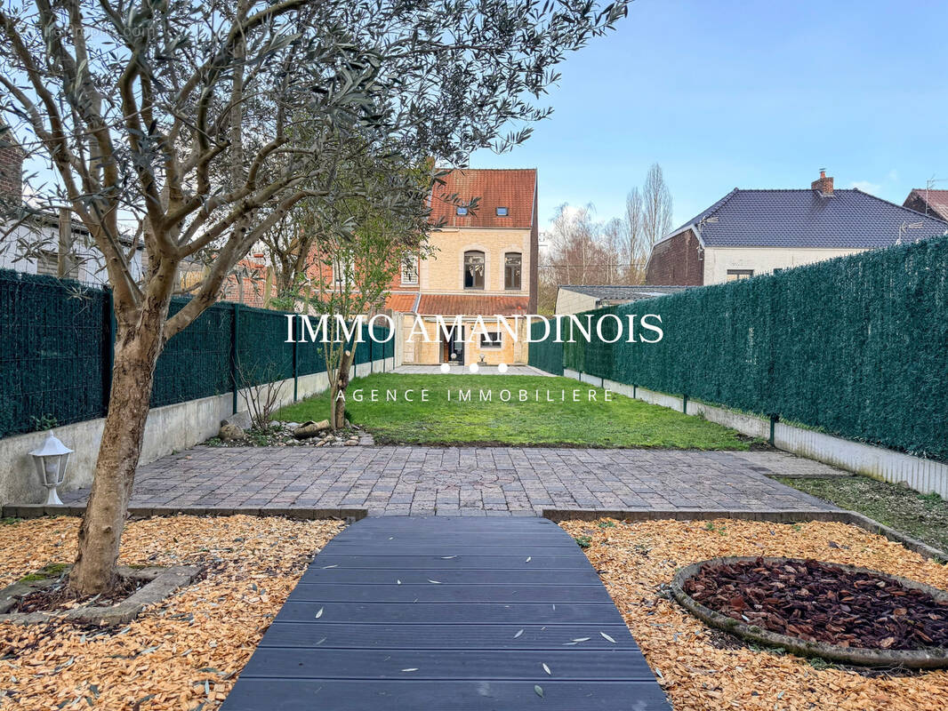 Maison à THUN-SAINT-AMAND
