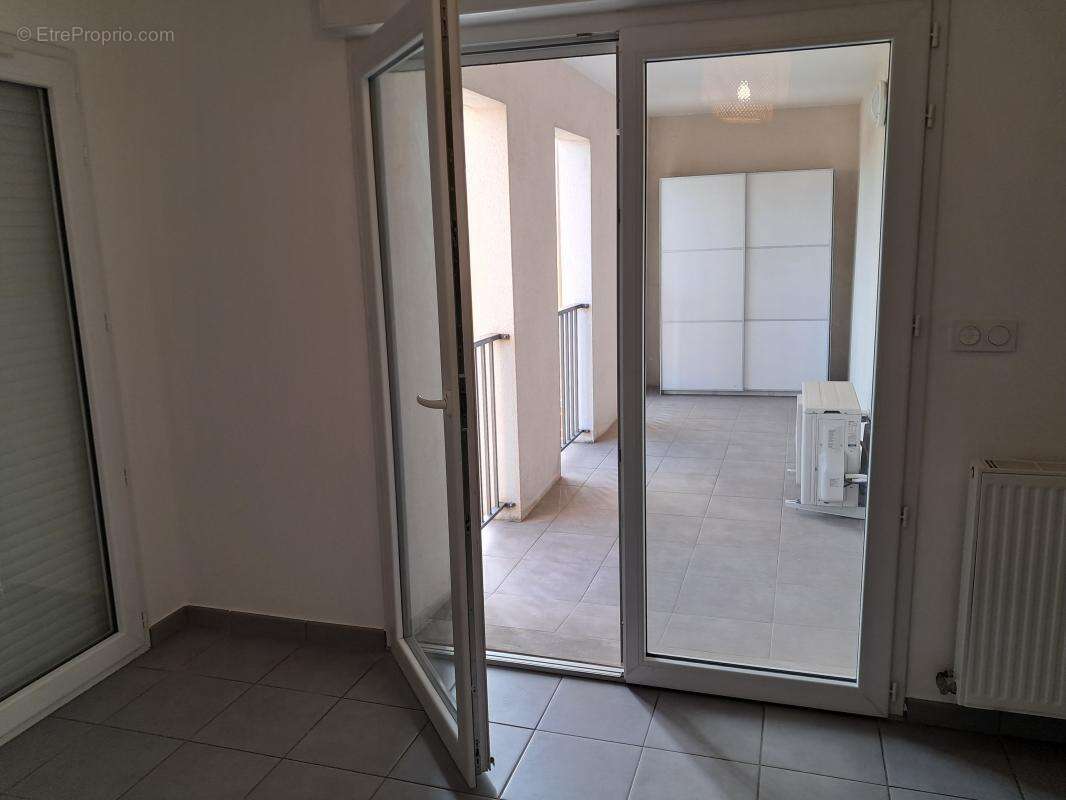 Appartement à JUVIGNAC