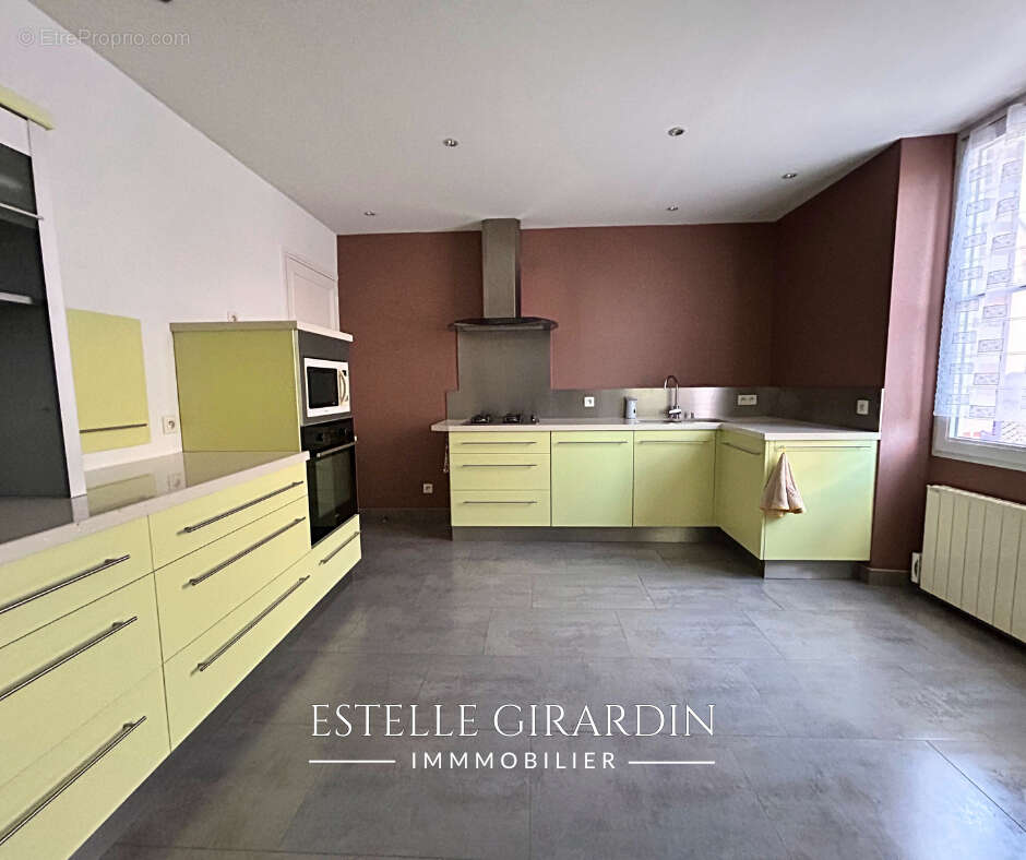 Maison de Loire typique avec jardin, 4 chambres et double garage - Mauves-sur-Loire - photo 5