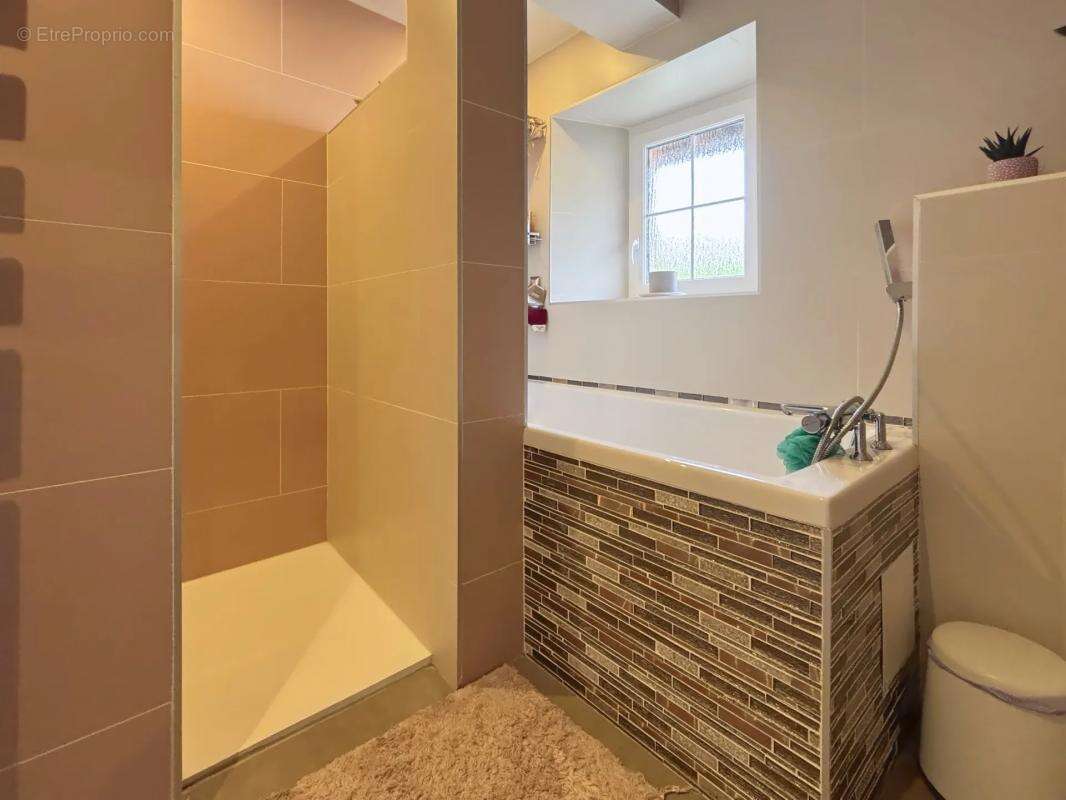 Maison à SAINT-LAURENT-DES-BOIS