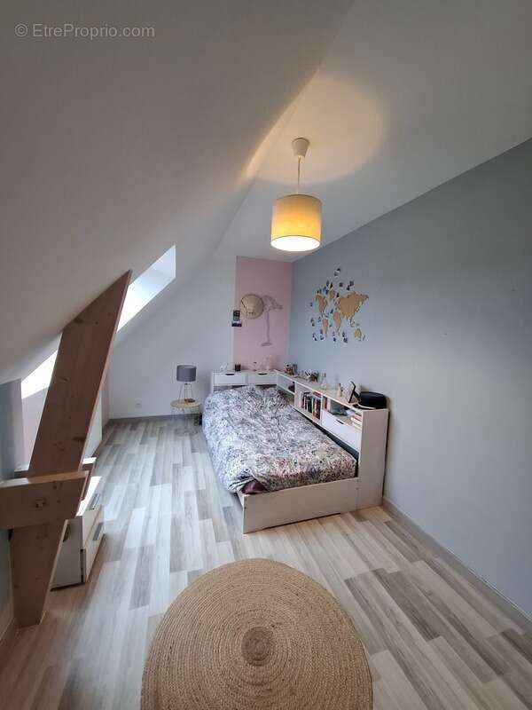 Maison à MONTREUIL-AU-HOULME