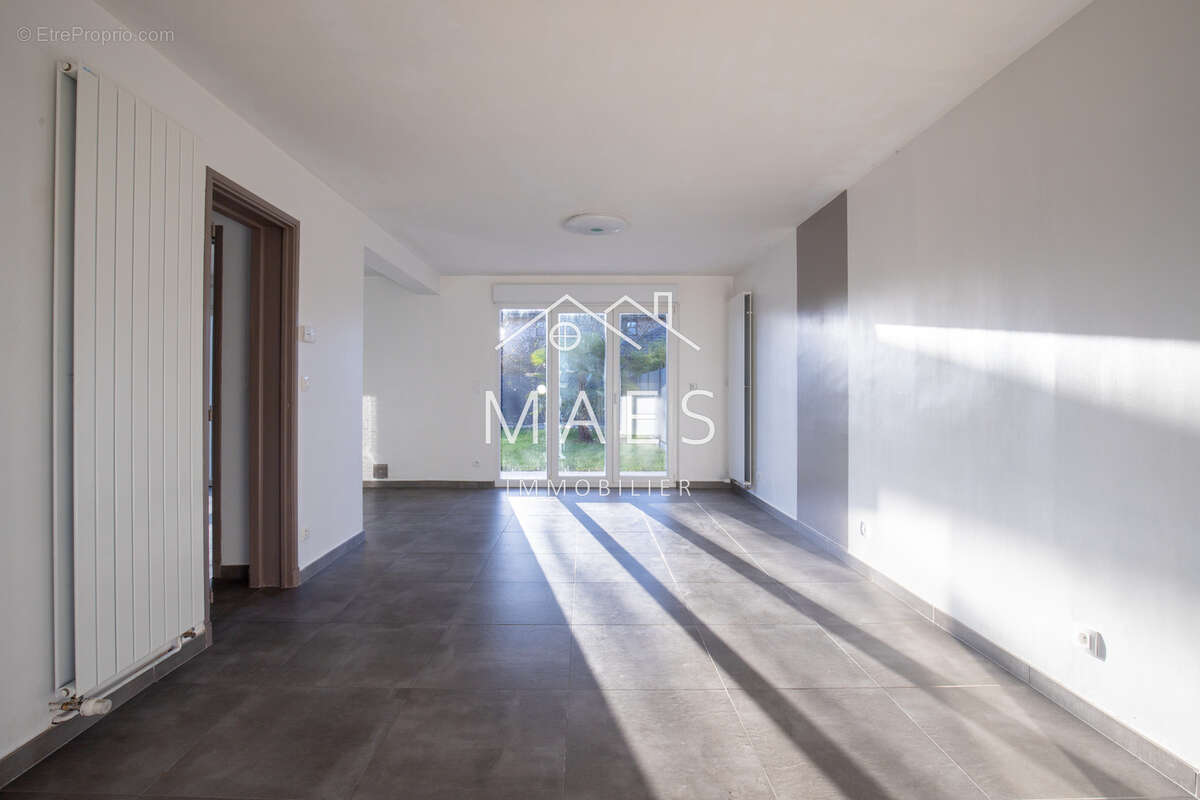 Maison à WAMBRECHIES