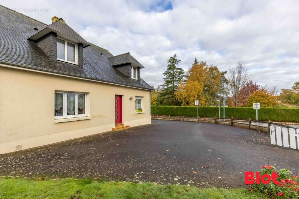 Maison à LE THEIL-DE-BRETAGNE