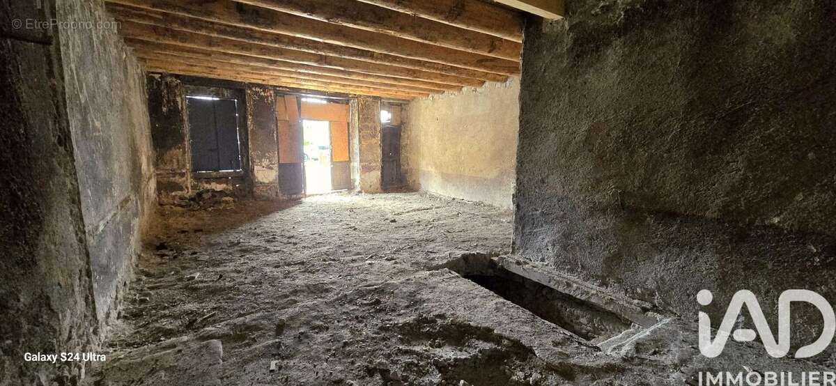 Appartement 220 m² à Saint-Georges-D'aurac  - photo 6