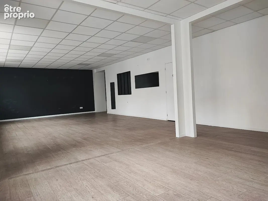 A VENDRE - quartier saint martial - Local commercial 170 m² - photo 2