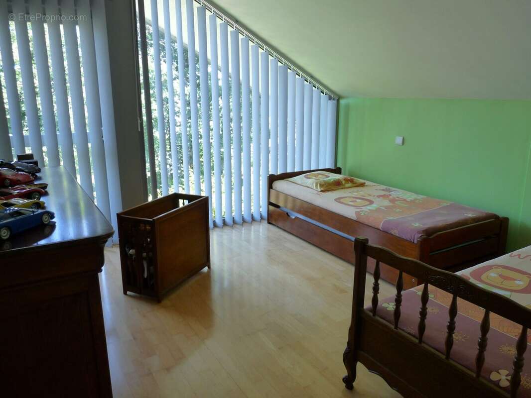 Maison à LONS-LE-SAUNIER