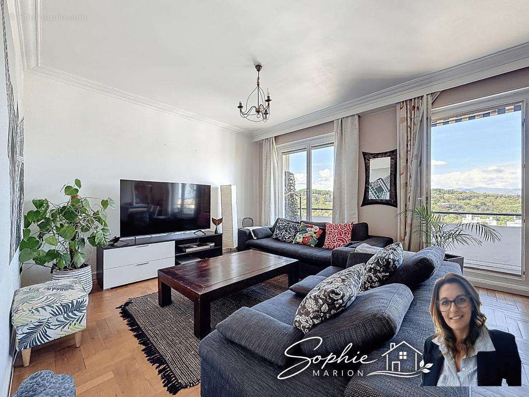 Appartement à SAINTE-FOY-LES-LYON
