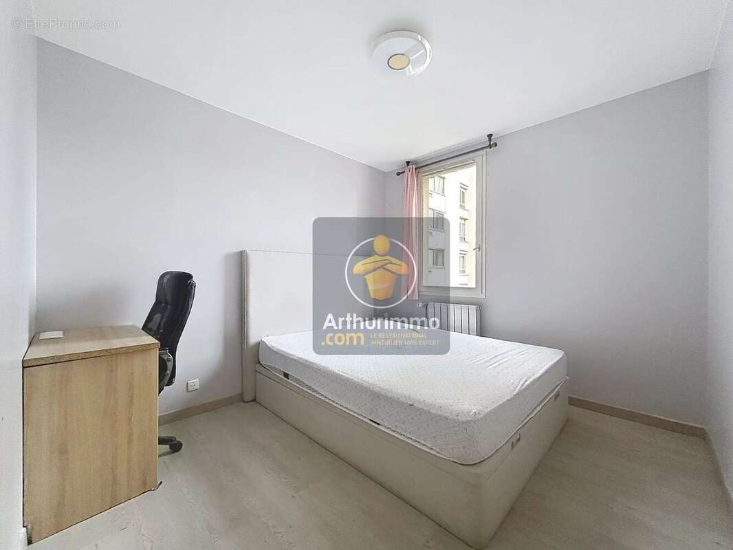 Appartement à BOISSY-SAINT-LEGER