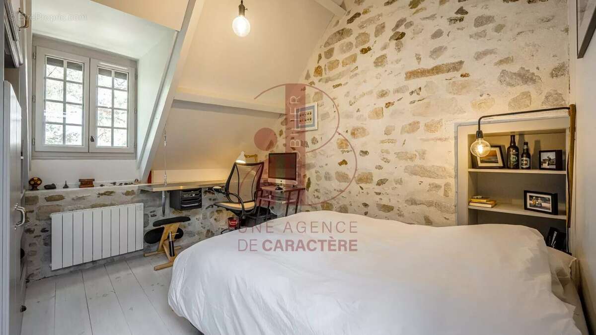 Maison à FONTAINEBLEAU