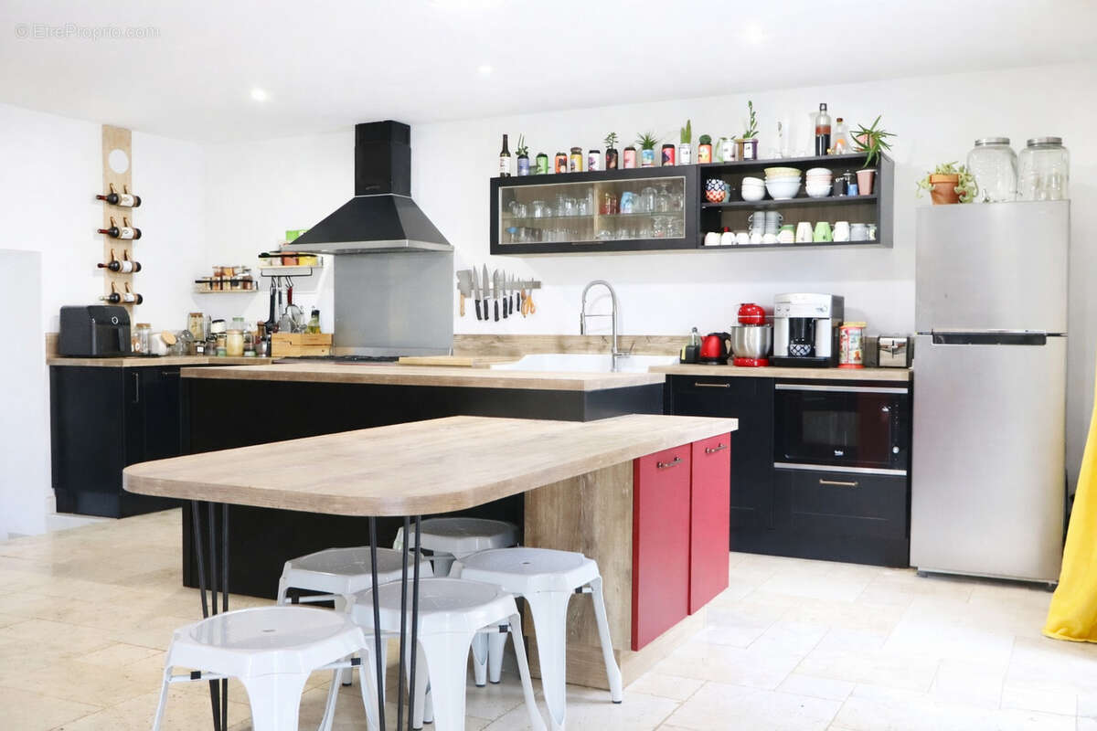 Maison à CHATEAUNEUF-SUR-CHARENTE