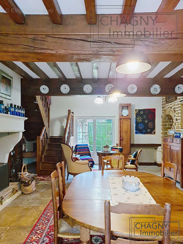 Maison à MONTAGNY-LES-BEAUNE