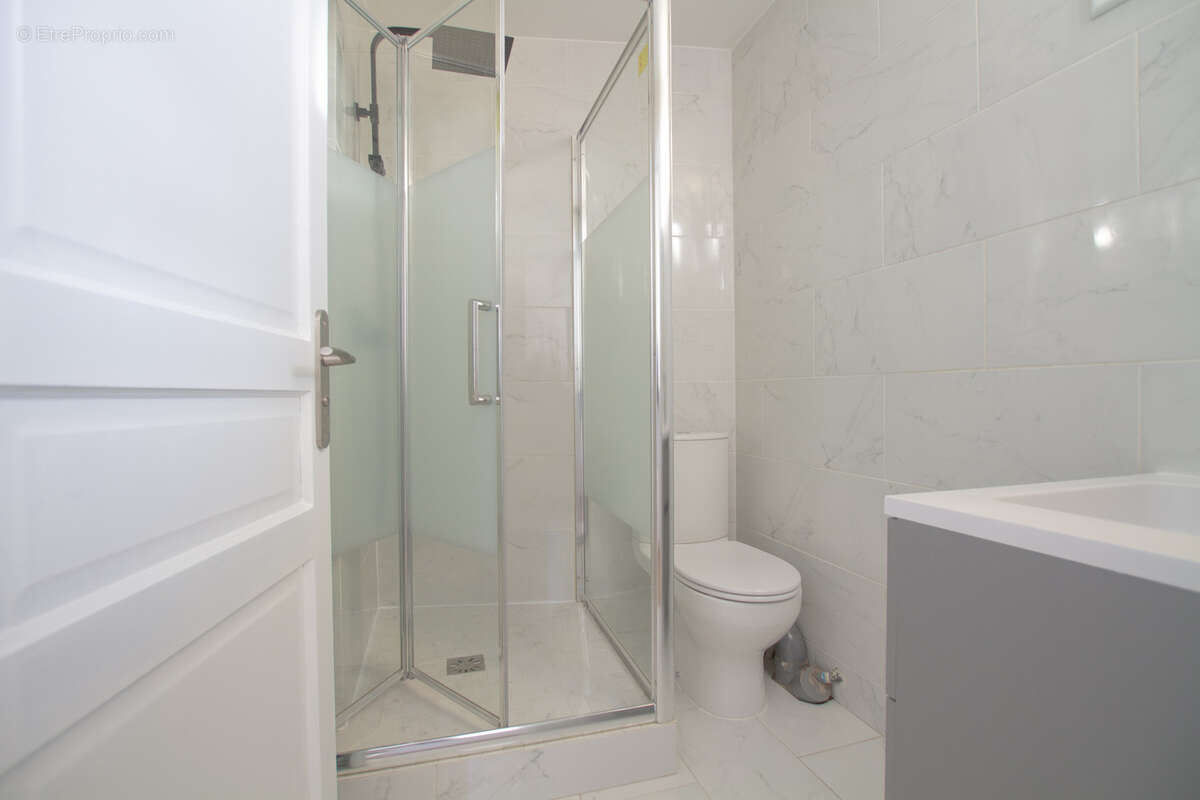 Maison à VILLENEUVE-LE-ROI