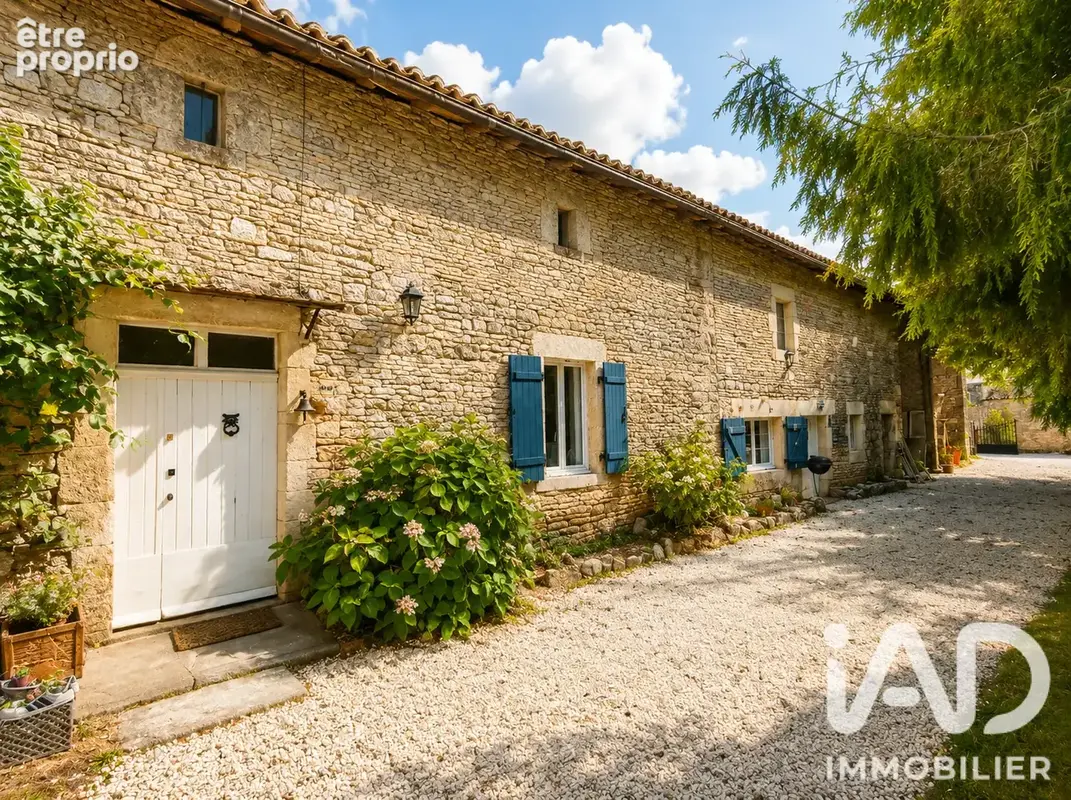 Photo 1 - Maison à SAINTE-SOLINE
