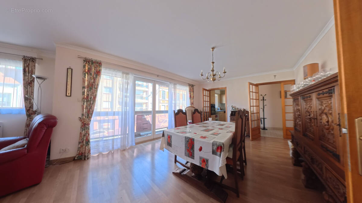 Appartement à HALLUIN