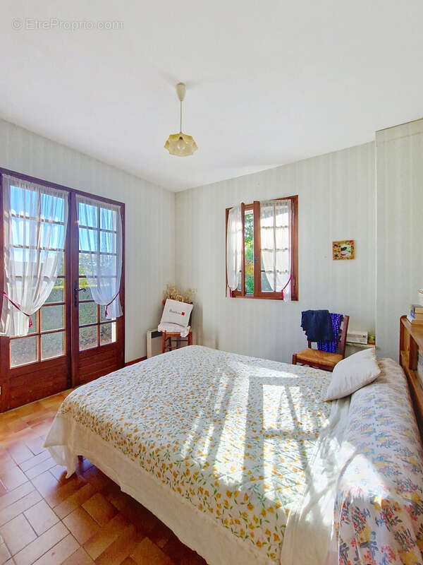 Maison à LA SALVETAT-SUR-AGOUT