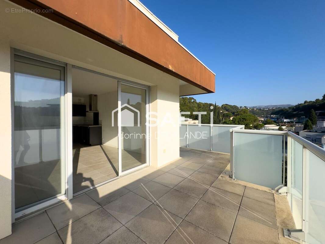 Appartement 62 m² à Cagnes-Sur-Mer  - photo 4