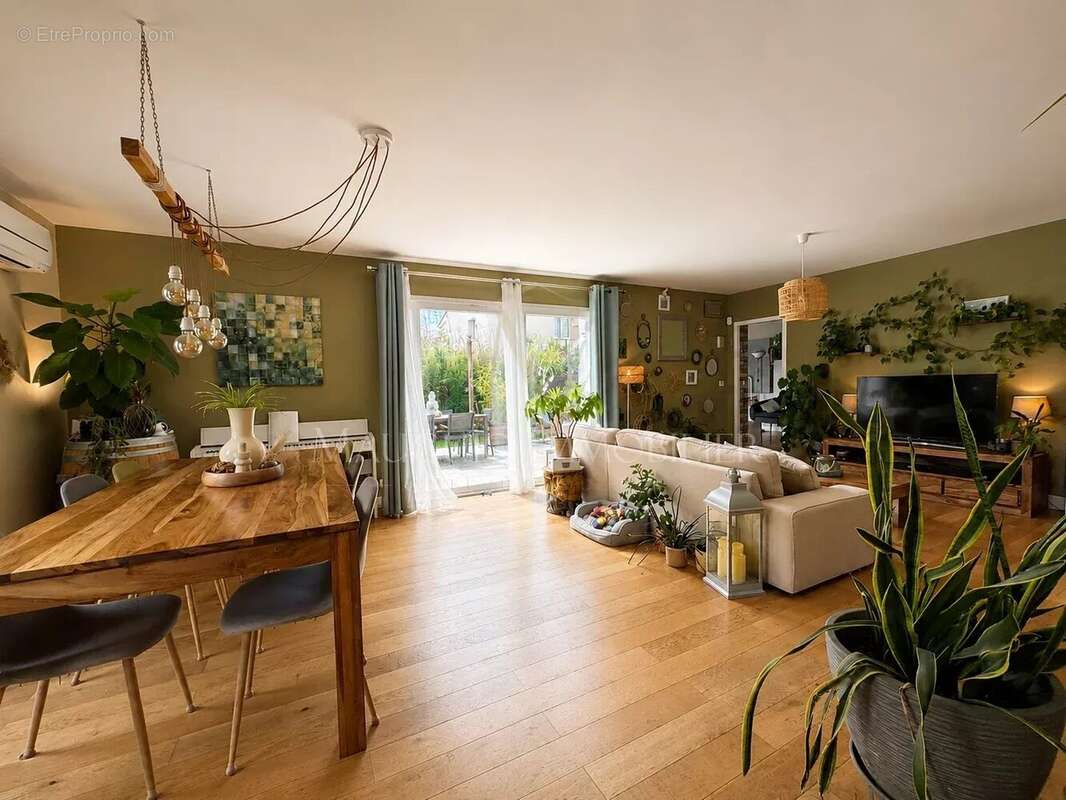 Maison à CANDILLARGUES
