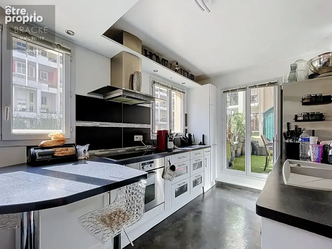 5/6 pièces en duplex avec terrasse - Faubourg de l Arche - photo 4