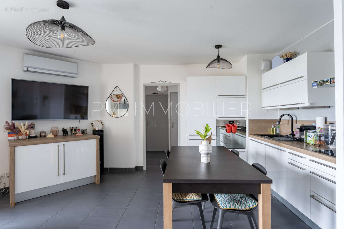 Appartement à MARSEILLE-10E