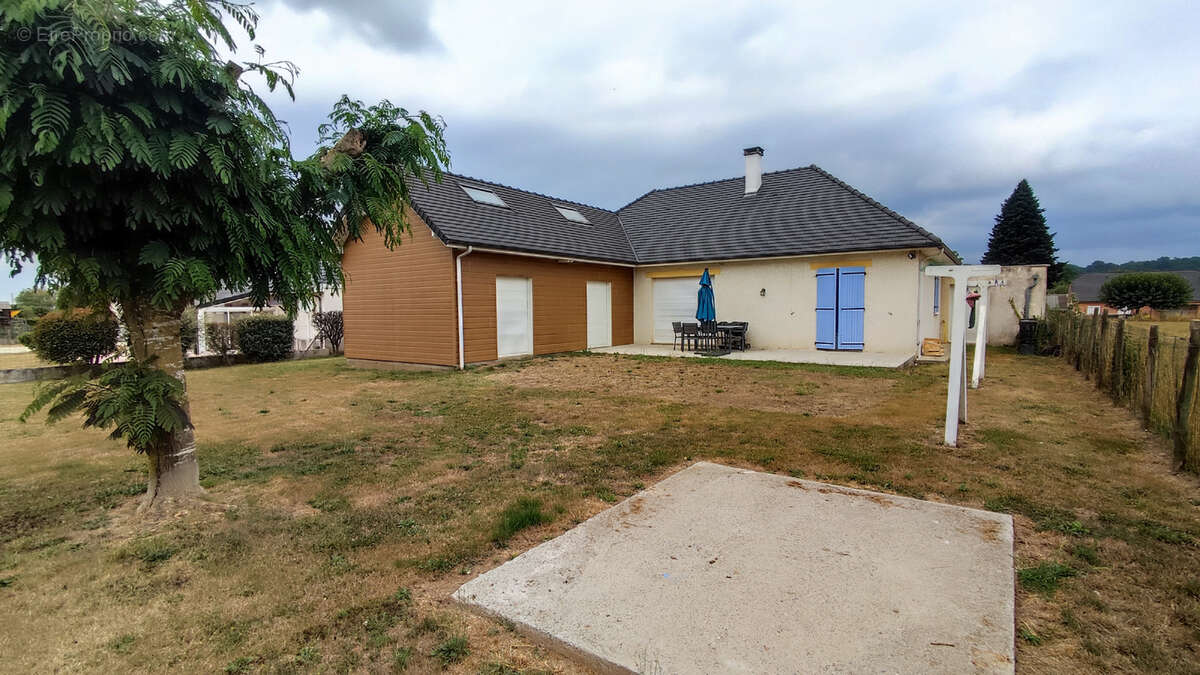 Maison plain pied 120 m2 - secteur calme proche des commodites - photo 19