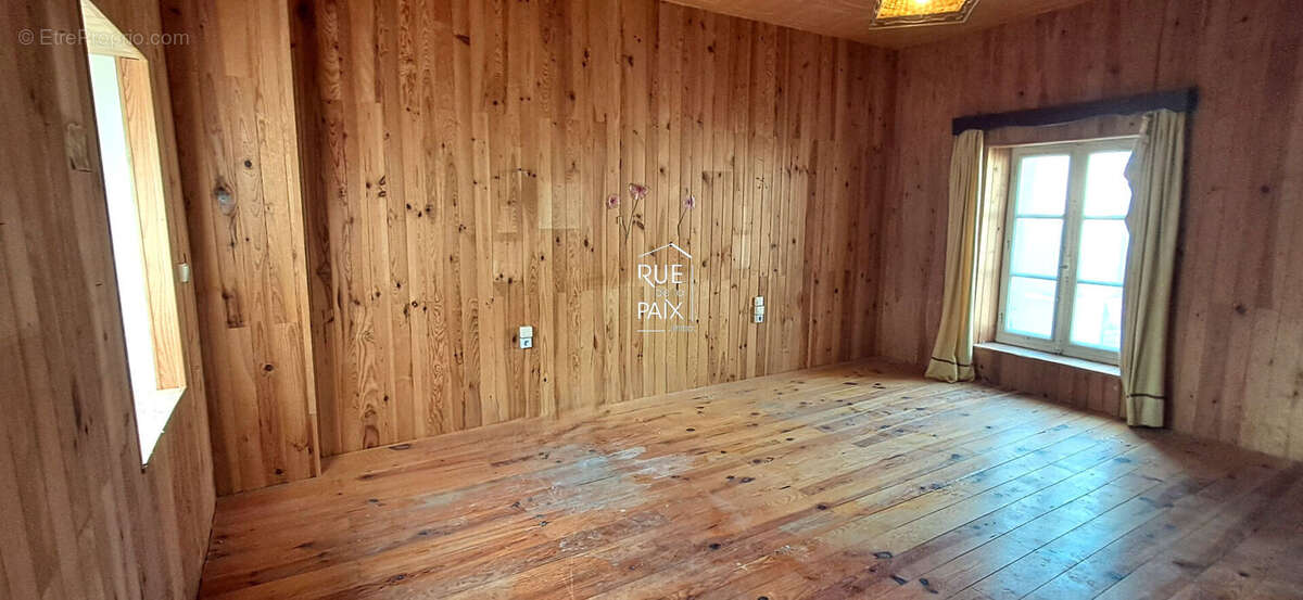 Maison à COLOMBIERS