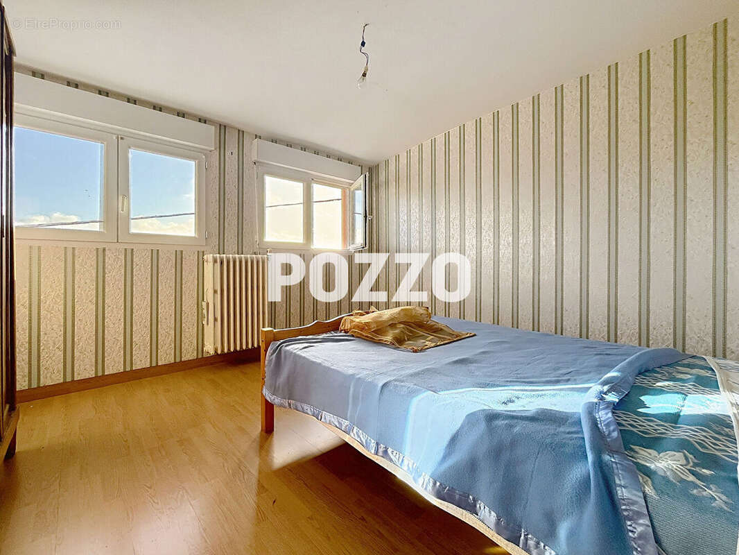 Maison à BRICQUEVILLE-SUR-MER