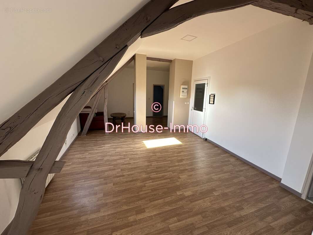 Appartement à BEAULIEU-SUR-LOIRE