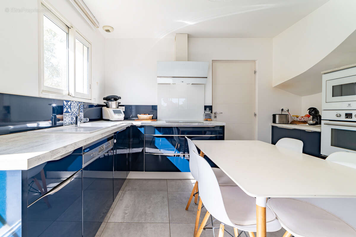 Maison à VILLENEUVE-LES-MAGUELONE