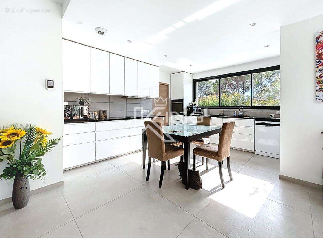 Maison à SAINT-RAPHAEL