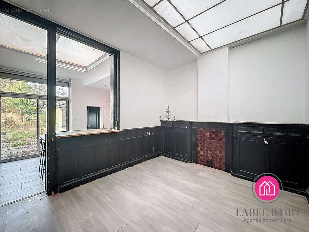 Maison à FRESNES-SUR-ESCAUT