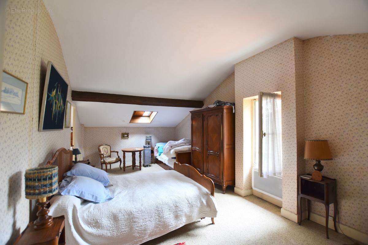 Maison à FRANCHEVILLE