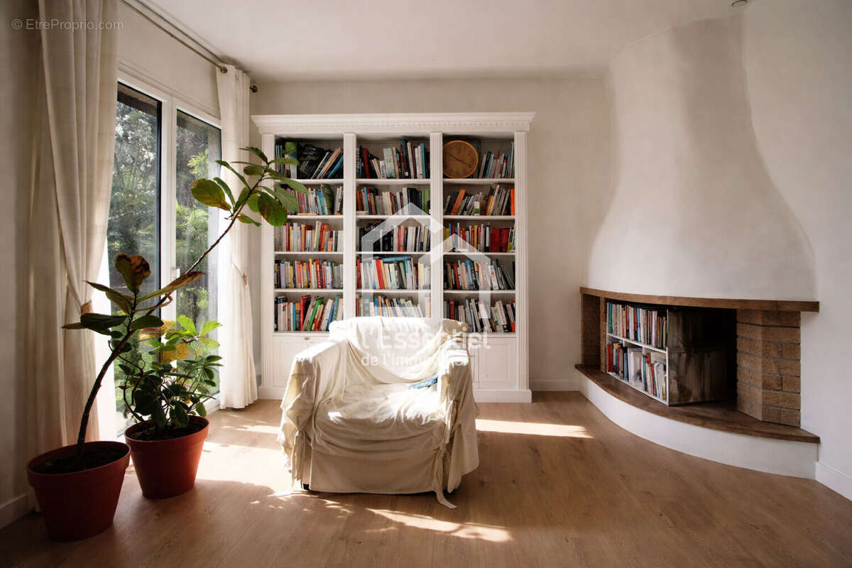 Maison à VERNEUIL-SUR-SEINE