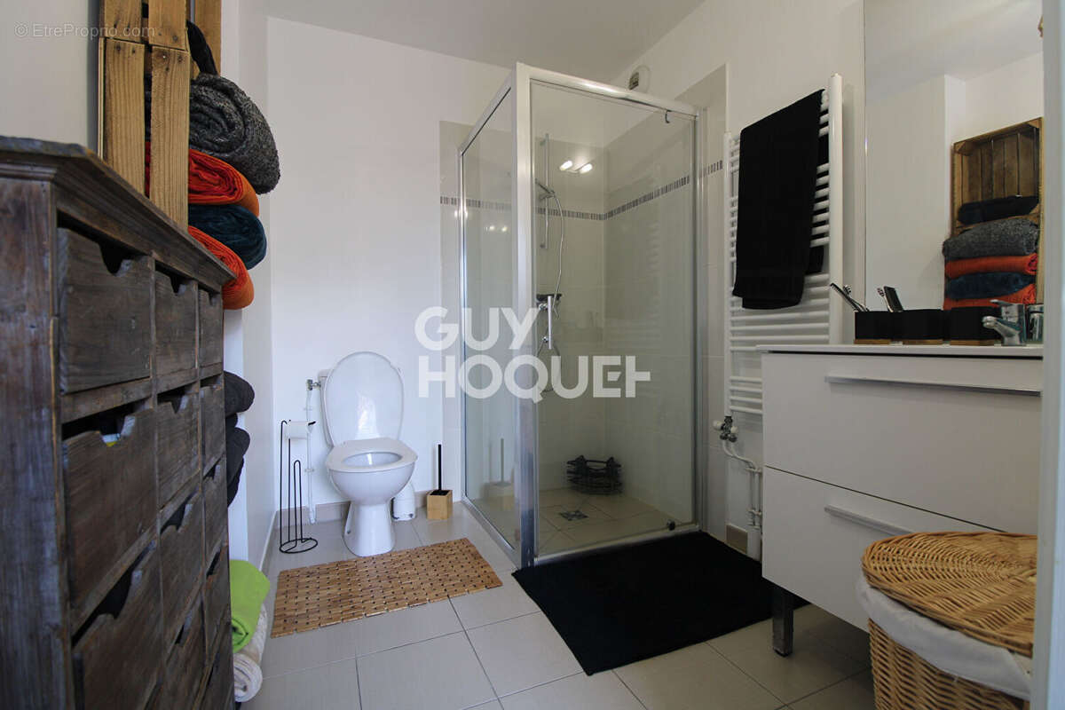 Appartement à BRIE-COMTE-ROBERT