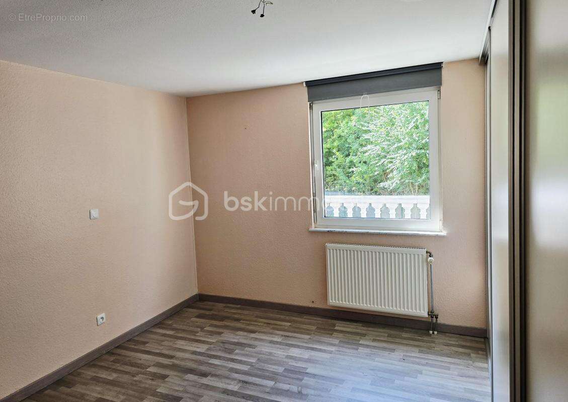  Bel appartement de 90 m² – Séjour +30 m² – Balcon 18 m² – Garage 2 voitures – Sarreguemines - photo 7