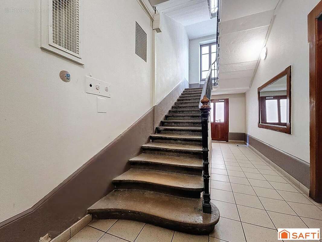 Photo 8 - Appartement à LYON-7E