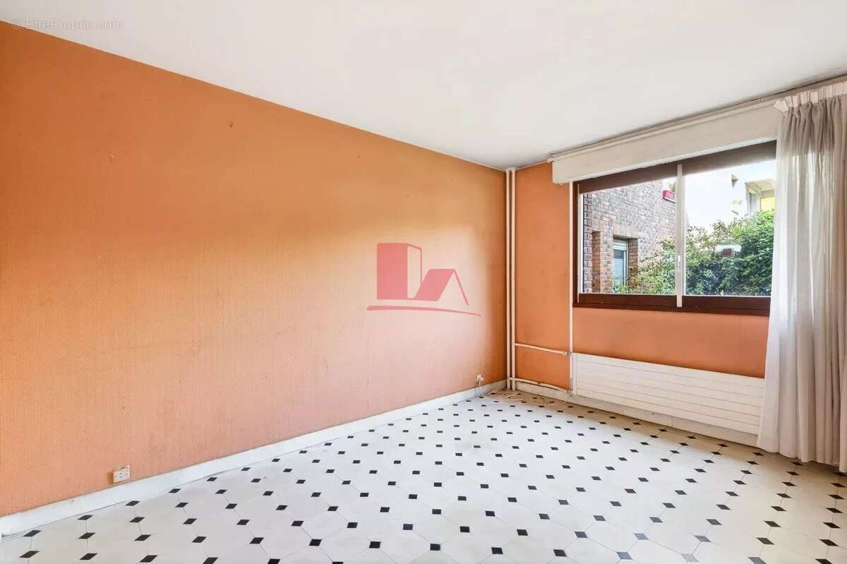Appartement à ISSY-LES-MOULINEAUX