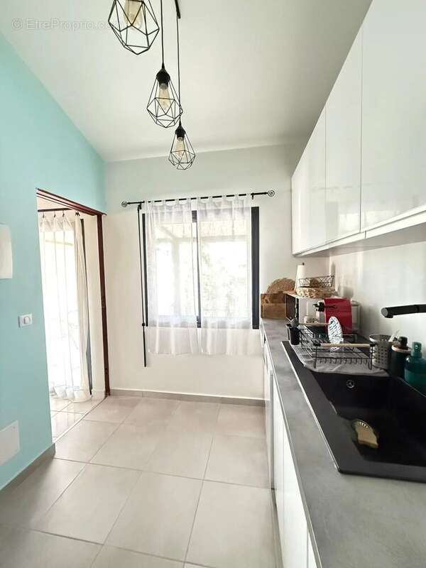 Maison à RIVIERE-SALEE